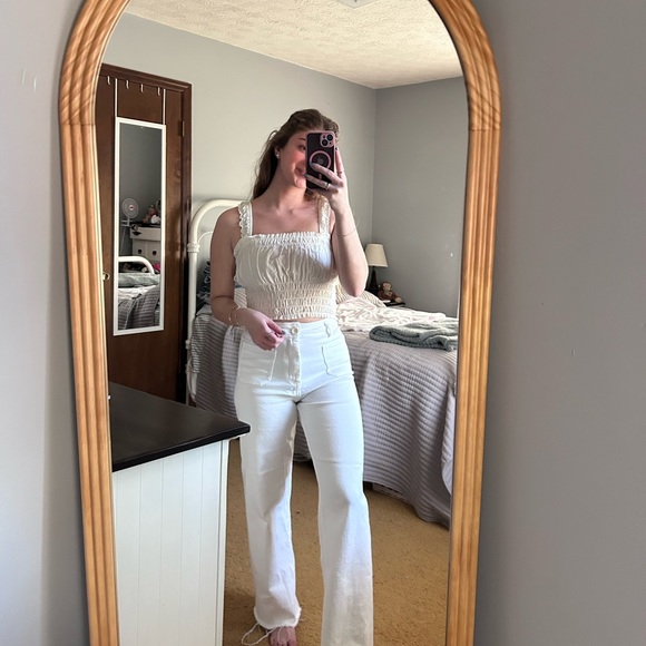 Summer/Spring Cream Ruched Top - Picture 3 of 7